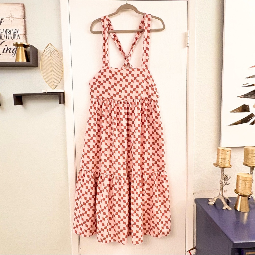 Madewell Cicely Tiered Midi Dress in Geo
Checkerboard Pink Oyster Size 10 - Picture 2 of 12